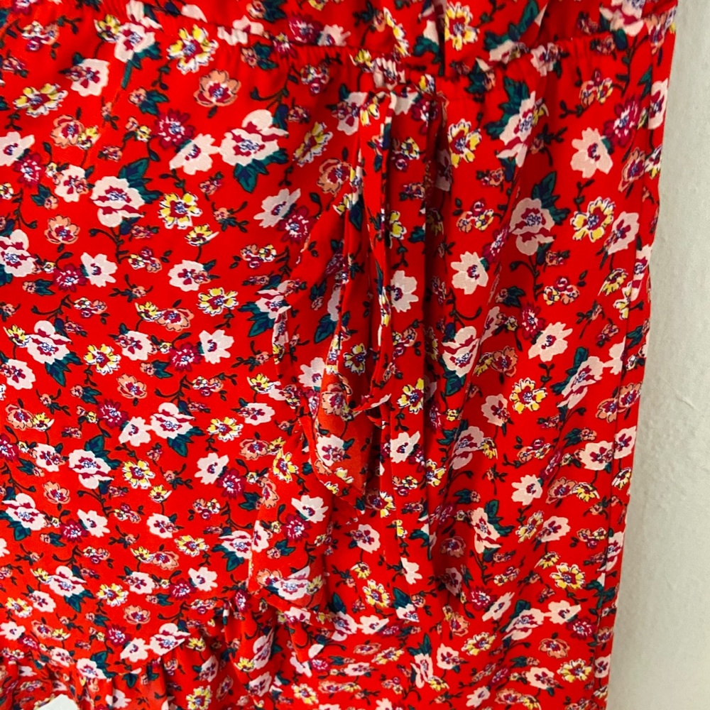 Francesca's Collection red floral mini dress - Picture 4 of 8